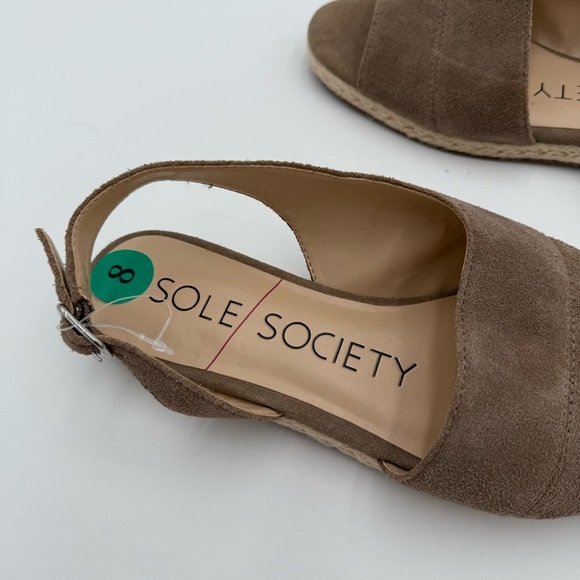 Sole Society Dolven Dune Suede Leather Back Strap Summer Sandals Brown 8 NWOT - Picture 2 of 9